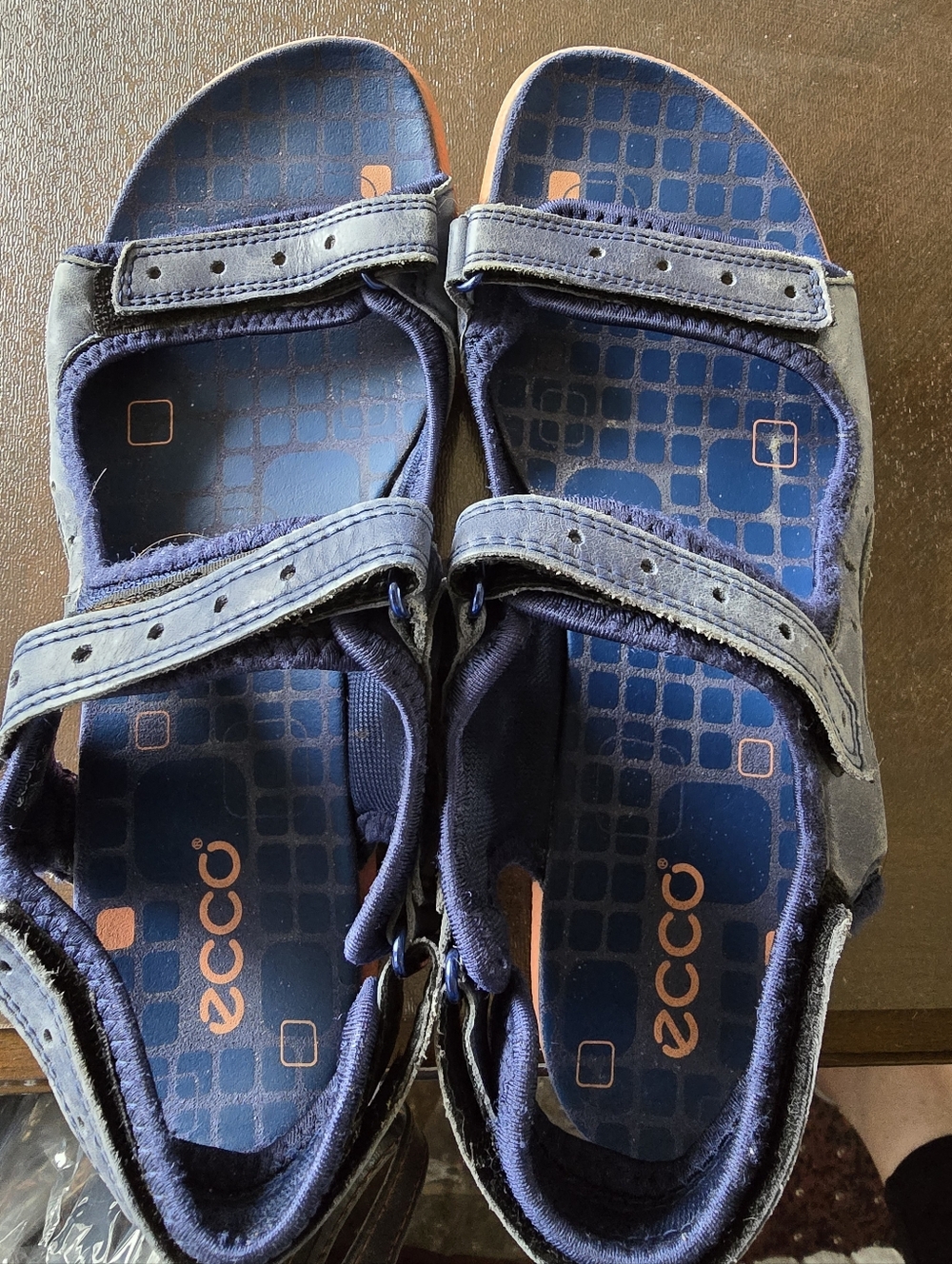 😎 Ecco Navy and Orange Sporty Hook-and-Loop Sandals
